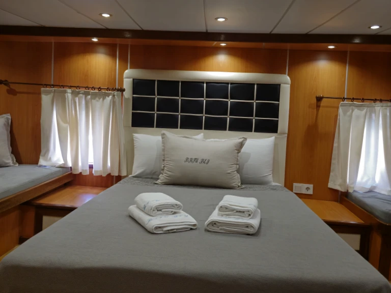 İlkel yapılı ahşap gulet 2022 charter bareboat or captained in  Bozburun