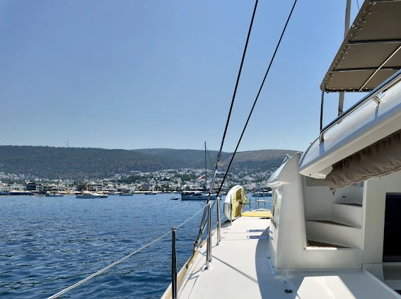 Catamaran rental in Bodrum - Lagoon 450F