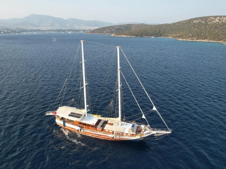 Bareboat Rental Sailboat Gulet with a boat licence