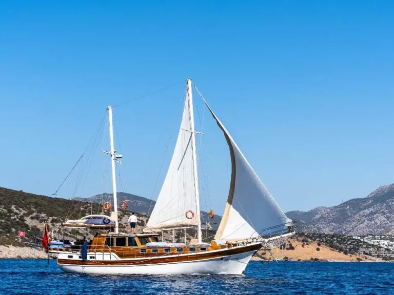 Sailboat for rent Bodrum at the best price