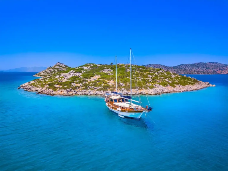 Boat rental Custom Made in Marmaris on Samboat