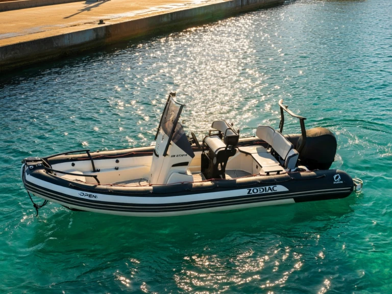 Yacht charter France cheap OPEN 6.5