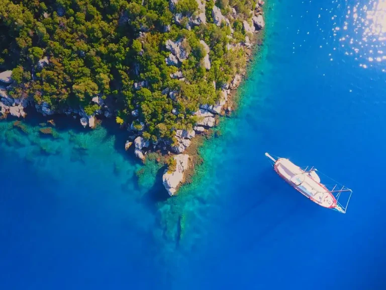 Bareboat Rental Sailboat Custom with a boat licence