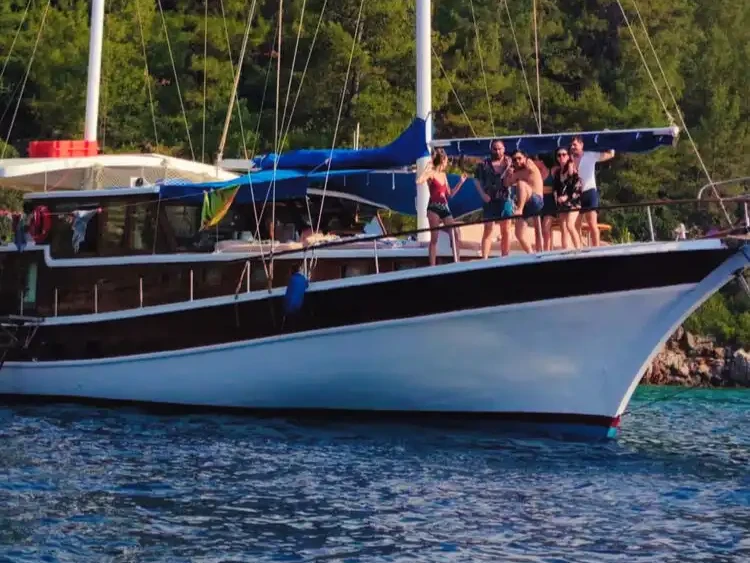 Yacht charter Bozburun cheap Made