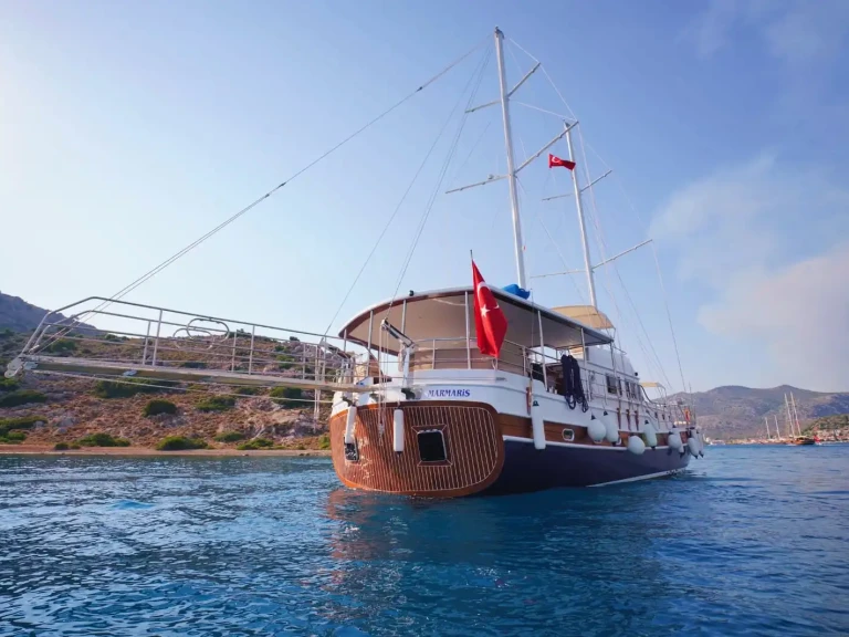 Bareboat Rental Sailboat Custom with a boat licence