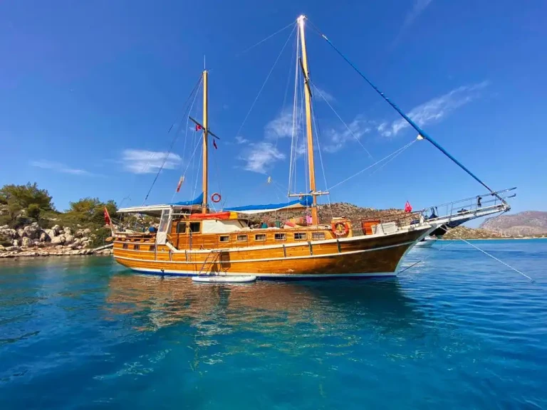 Sailboat for rent Bodrum at the best price