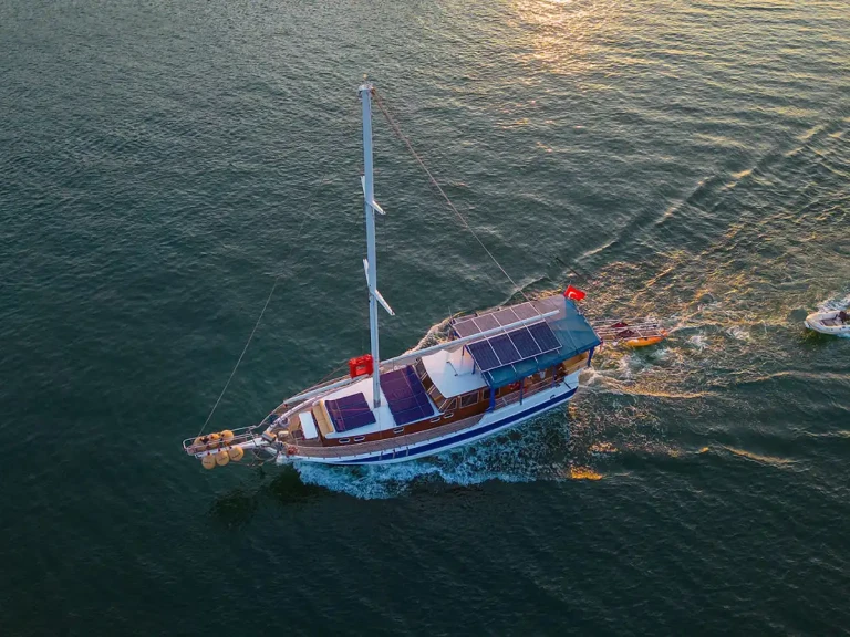 Bareboat Rental Sailboat Custom with a boat licence
