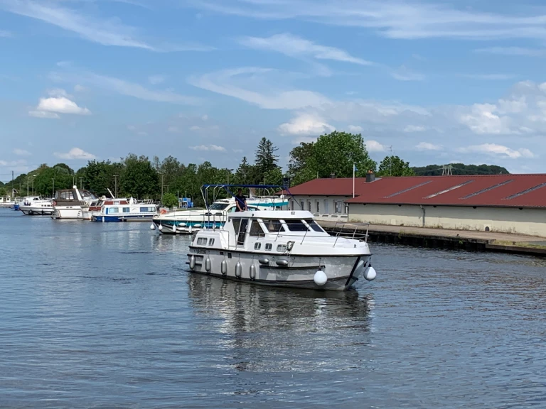 Motorboat rental in Mittersheim -  Tarpon 37