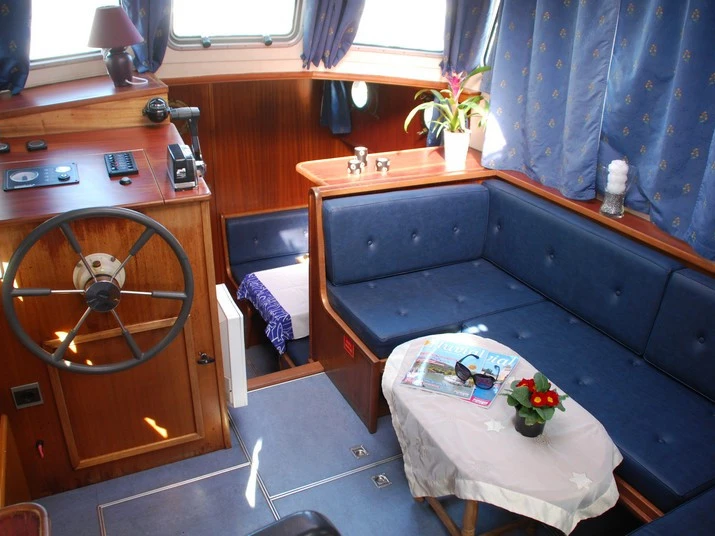 Motorboat rental in Savoyeux - Linssen Linssen Vlet 1030