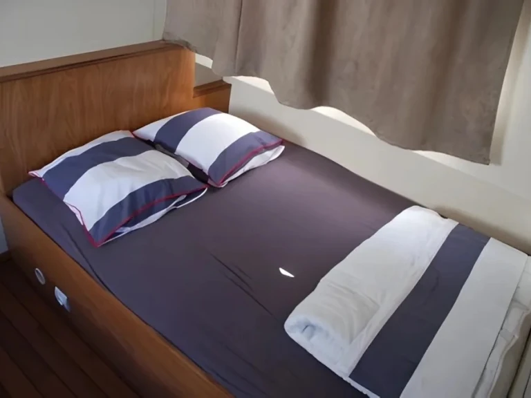 Motorboat for rent Mittersheim at the best price