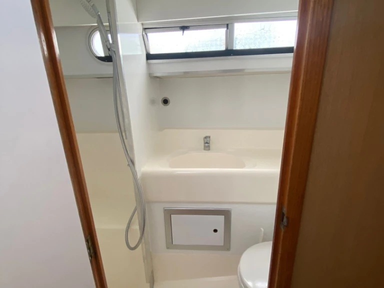 Motorboat for rent Mittersheim at the best price