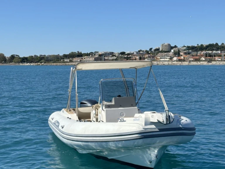 RIB rental in Antibes - Capelli Tempest 775