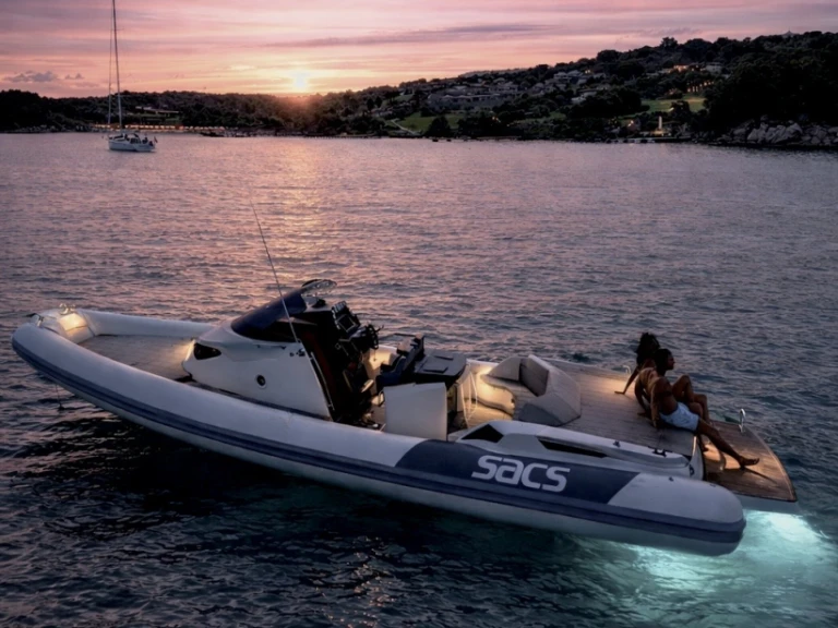 Rent a Sacs-Marine Strider 11 Porto Rotondo