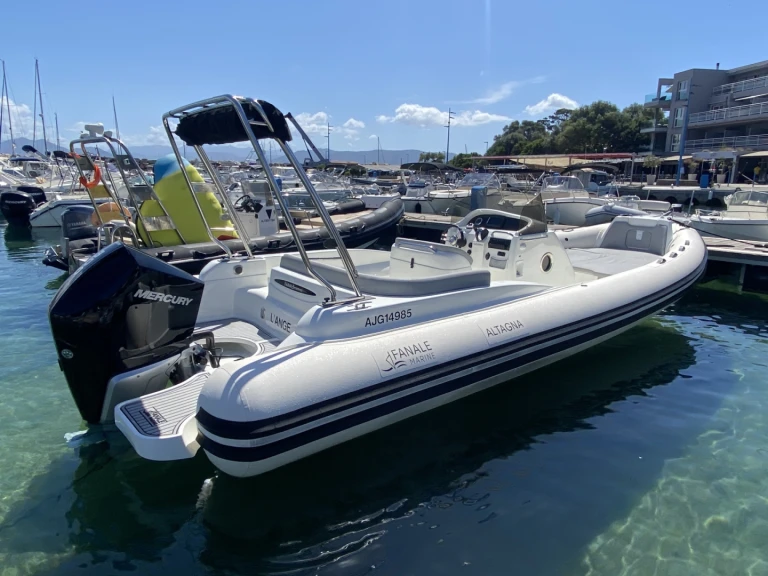 Rent a Fanale marine  ALTAGNA 800 Porto Pollo