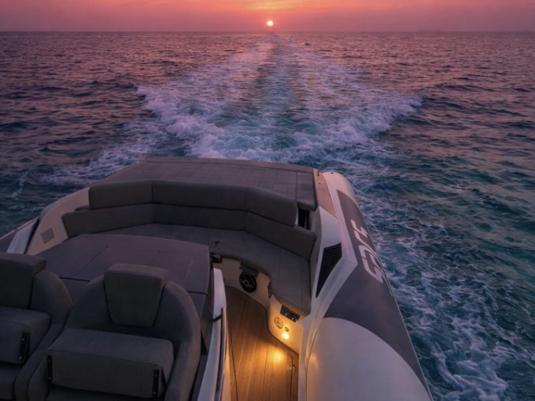 Rent a Sacs-Marine Strider 11 Porto Rotondo