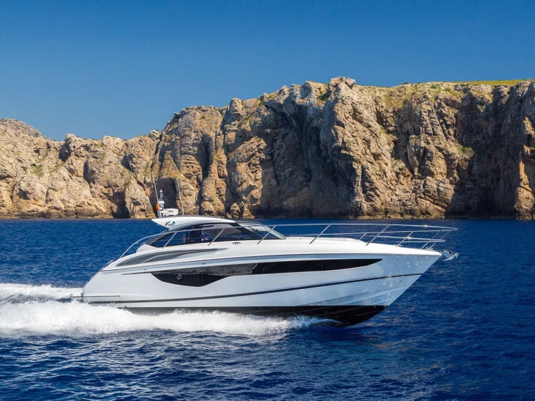 Motorboat rental in Port Grimaud - Quicksilver Quicksilver 555 Activ Open