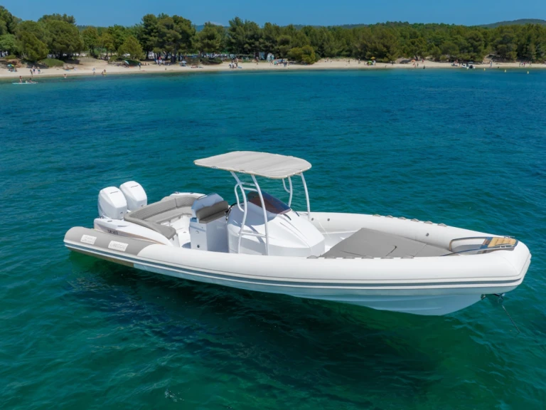 RIB rental in Bandol - U FANALE LIBECCIU 1000