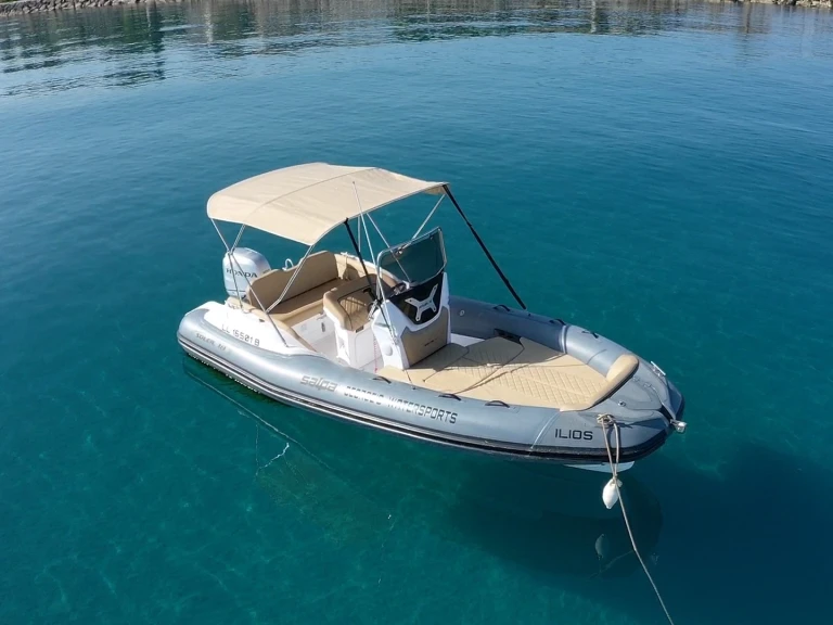 Salpa SALPA 18 SOLEIL in Latchi on SamBoat