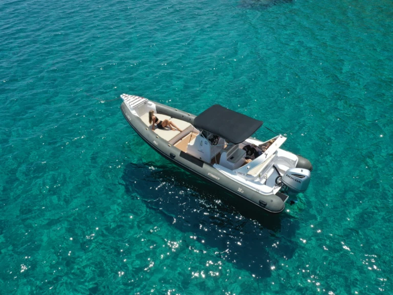 Boat rental Italboats Stingher 800 GT in Latchi on Samboat