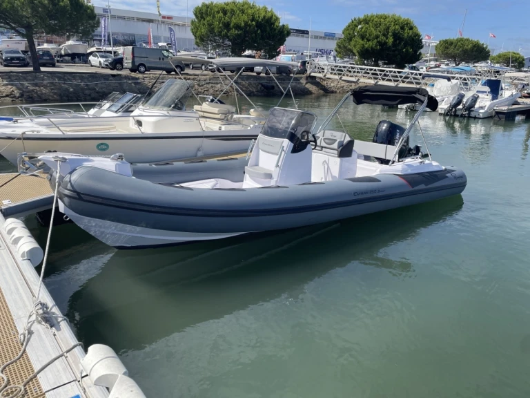 Bareboat Rental RIB Ranieri with a boat licence