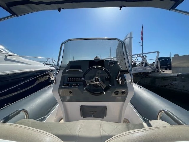 Bareboat Rental RIB Bsc with a boat licence