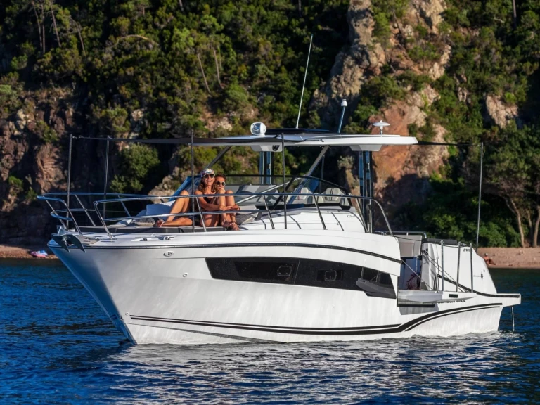 Boat rental Jeanneau Cap Camarat 10.5 WA série 2 in Ajaccio on Samboat