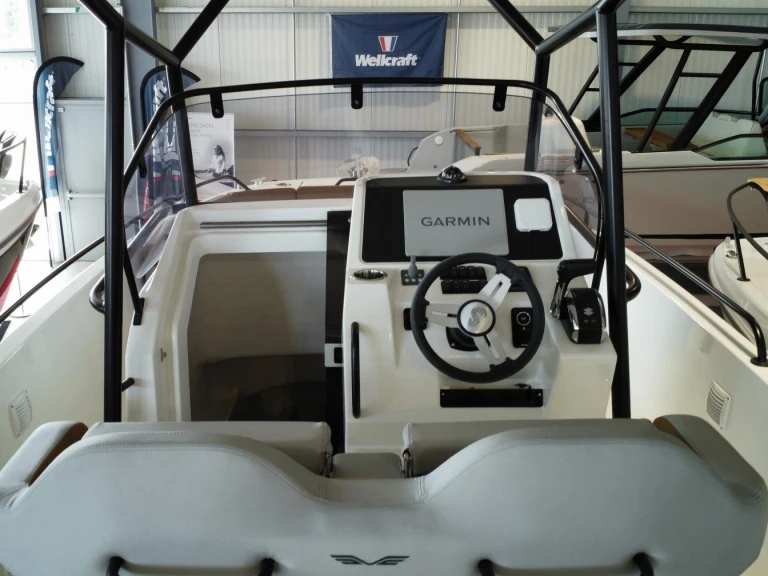 Bénéteau Flyer 8 SPACEdeck in Ajaccio on SamBoat