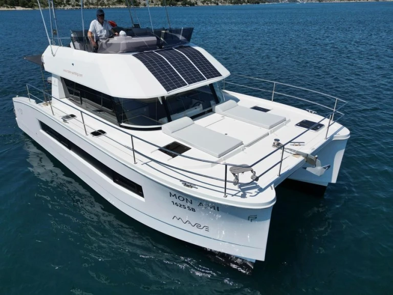 Fountaine Pajot Fountaine Pajot MY 37 charter bareboat or captained in  Saint-Raphaël
