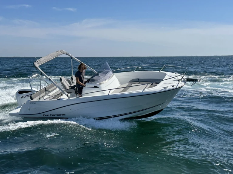 Motorboat rental in Mèze - Jeanneau Cap Camarat 6.5 CC Serie 3