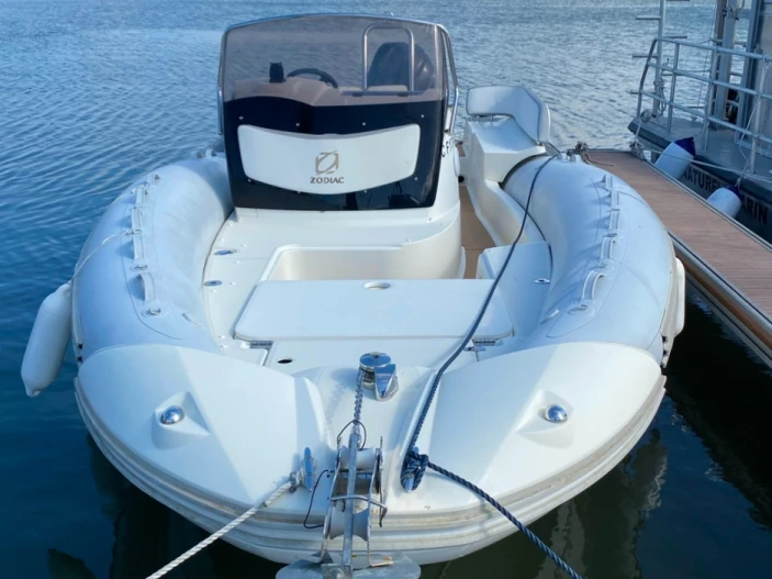 Yacht charter Arcachon cheap NZ-O 760