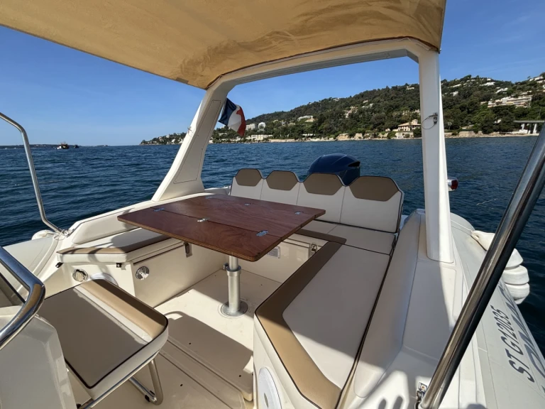 Boat rental Lomac Lomac 850 IN in Cannes on Samboat