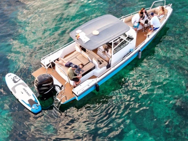 Axopar 28 T-TOP 28 T-Top charter bareboat or captained in  Can Picafort