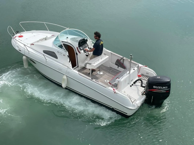 Motorboat rental in La Baule-Escoublac - Bénéteau Flyer 750 WA