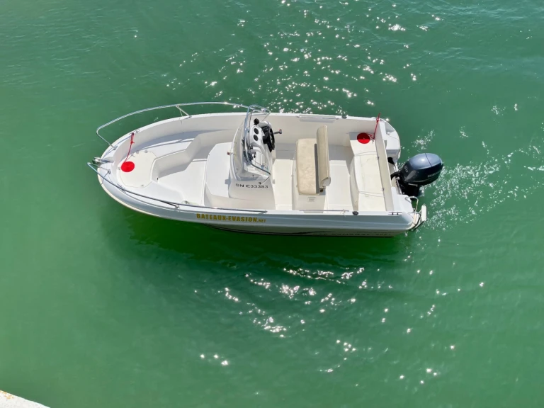 Motorboat rental with or without captain Jeanneau La Baule-Escoublac