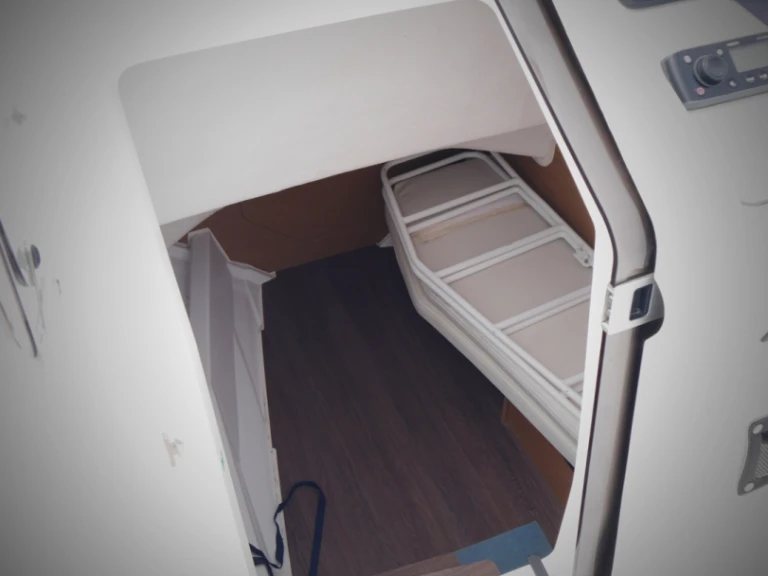 Motorboat for rent La Baule-Escoublac at the best price