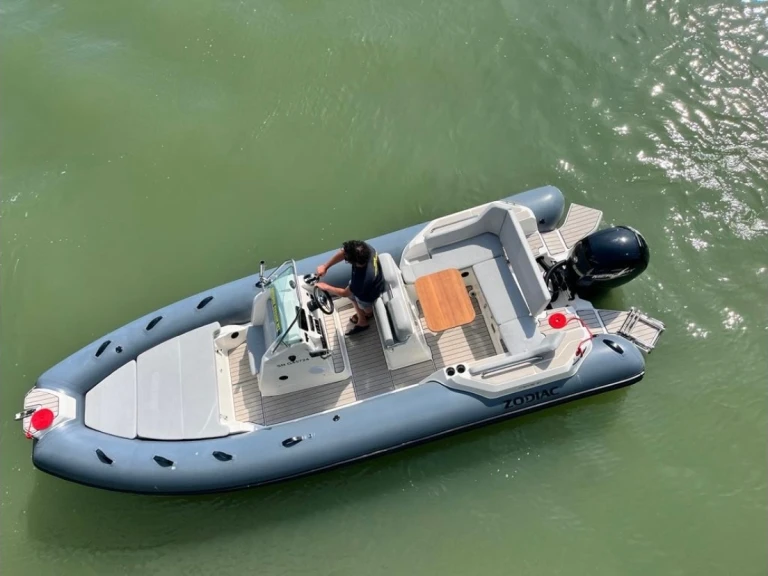 RIB rental with or without captain Zodiac La Baule-Escoublac