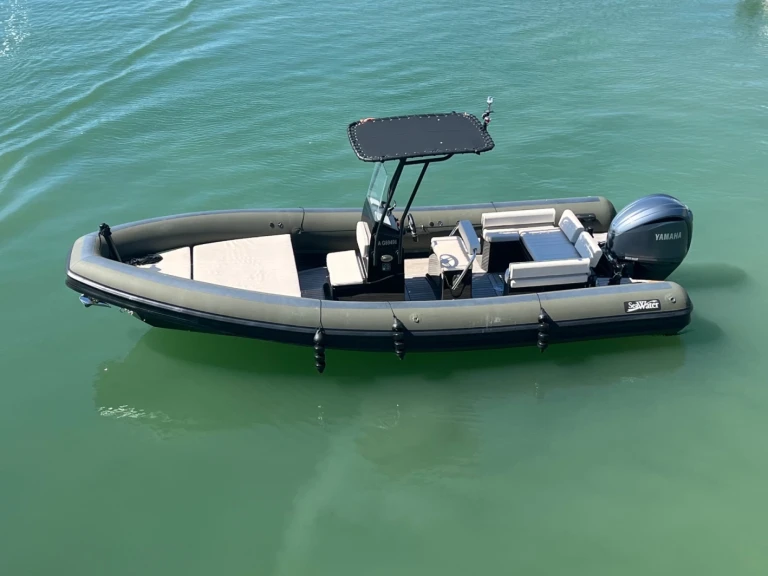 RIB rental in La Baule-Escoublac - Sea Water Phantom 230