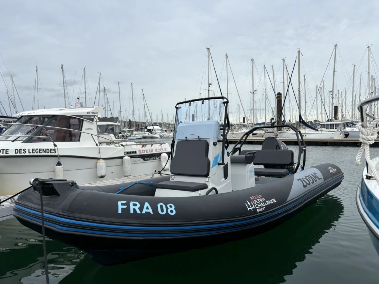 RIB for rent Brest at the best price