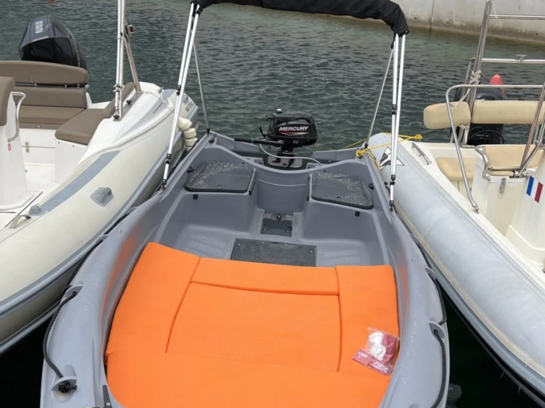 Bareboat Rental Motorboat Fun Yak with a boat licence