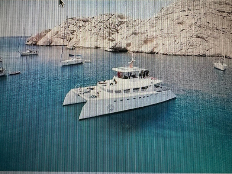 Yacht charter Marseille cheap SEA 