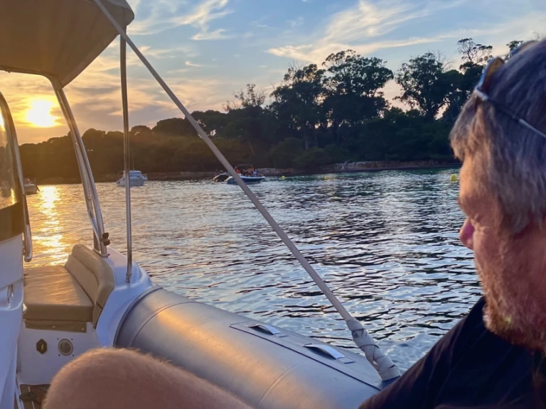 Rent a Jeanneau CAP CAMARAT Antibes