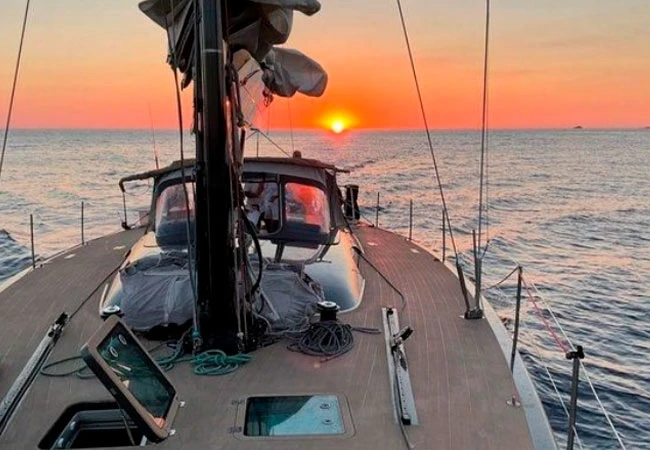 Rent a Maxi 65 Barcelona