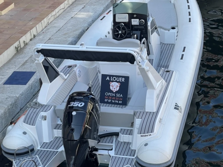 Yacht charter Port Grimaud cheap TIGER 850