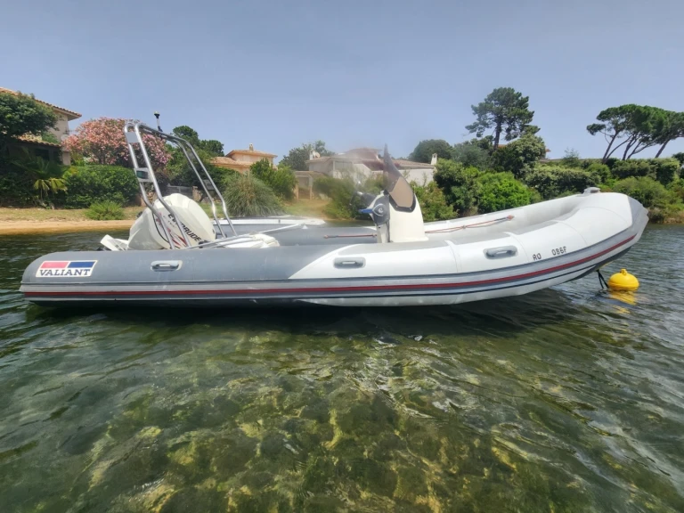 Boat rental Valiant sport 620 in Porto-Vecchio on Samboat