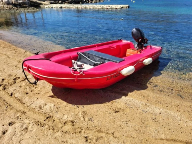 Fun Yak Sécu 13 charter bareboat or captained in  Propriano