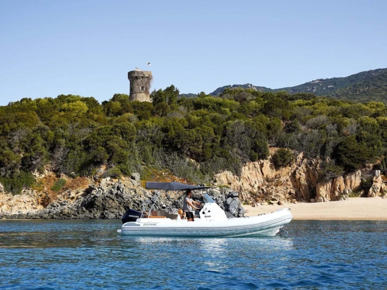 Zodiac ZODIAC MEDLINE 6.8 in Propriano on SamBoat