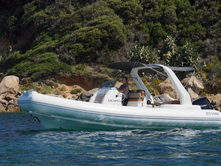 Zodiac MEDLINE 750 charter bareboat or captained in  Propriano
