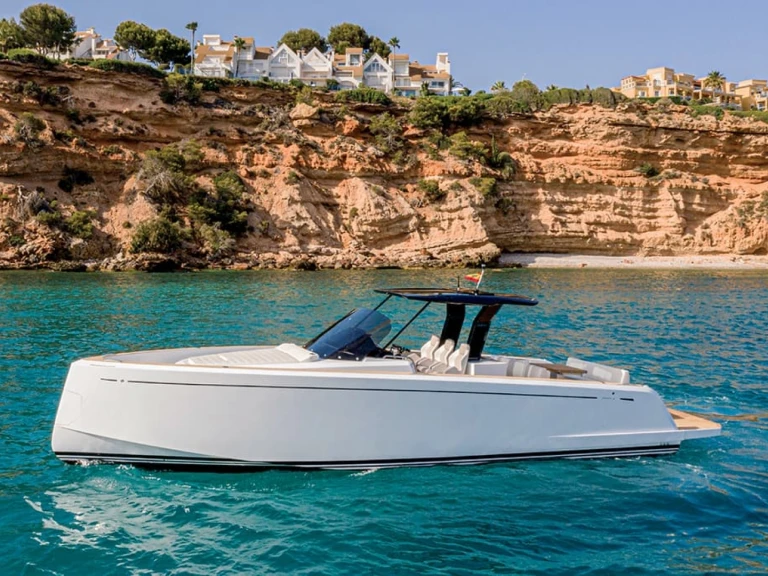 Motorboat rental with or without captain Pardo Yachts Mandelieu-la-Napoule