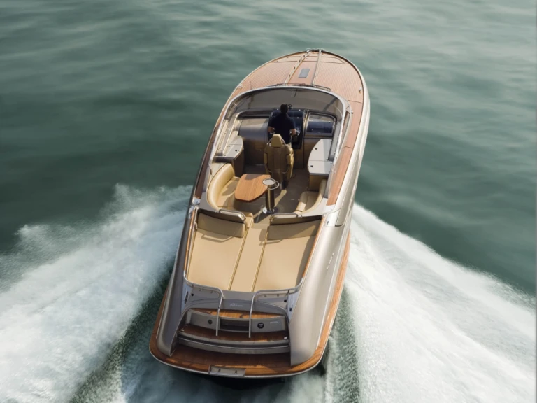 Riva rivarama 44 in La Condamine on SamBoat