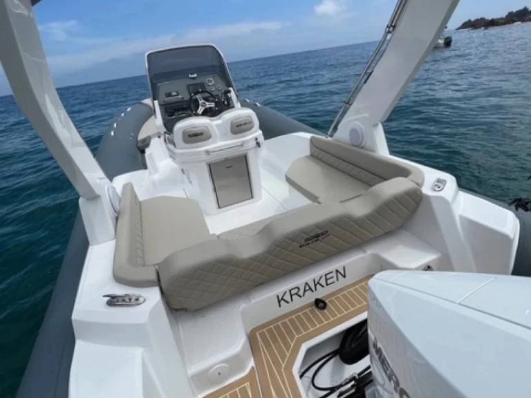 Salpa Salpa Soleil 26 in Antibes on SamBoat